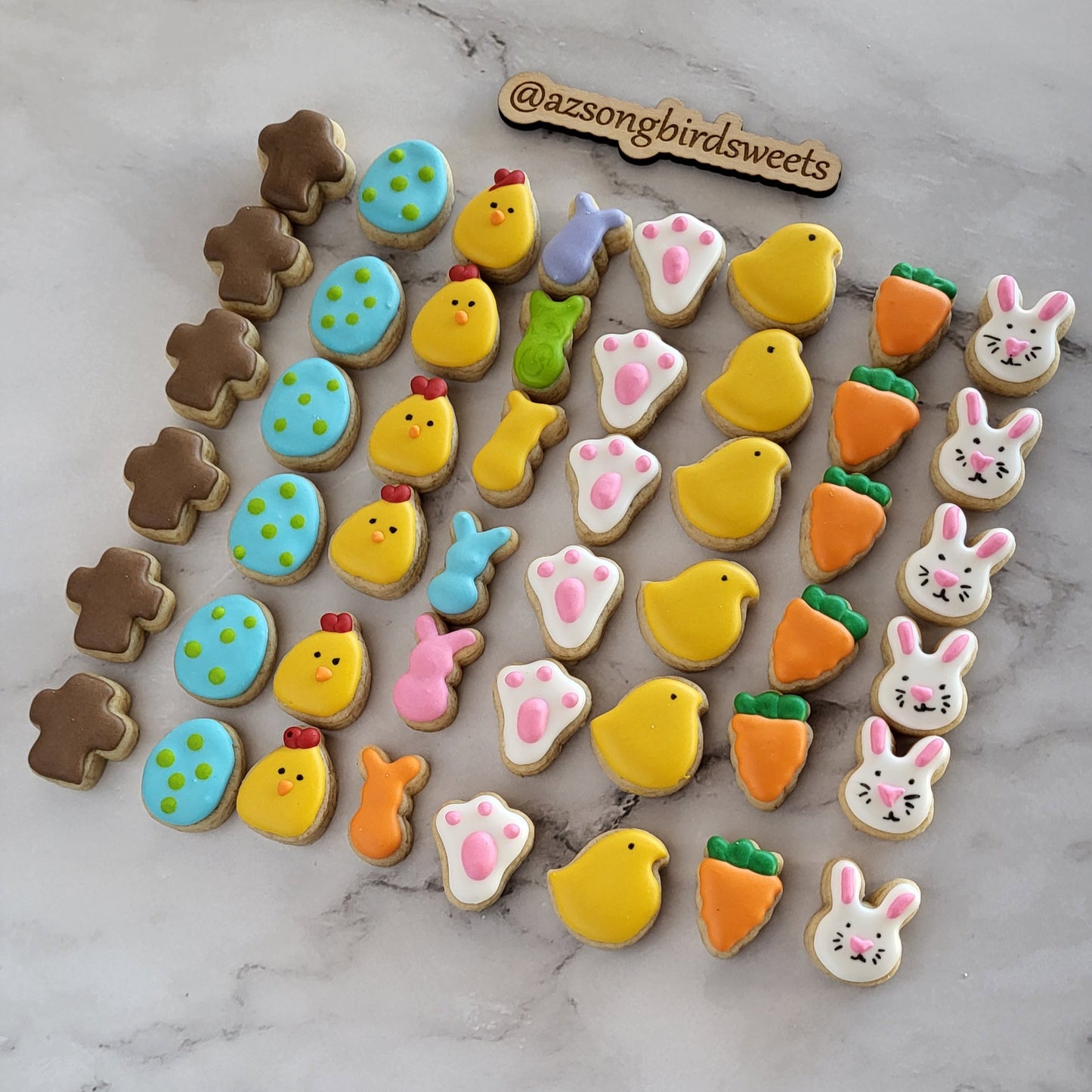 Tic Tac Toe Egg Cookie Cutter with mini cutters and stencil